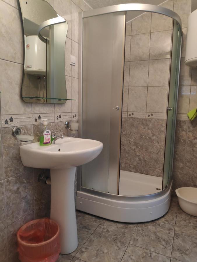 באר Apartmani Vitic מראה חיצוני תמונה