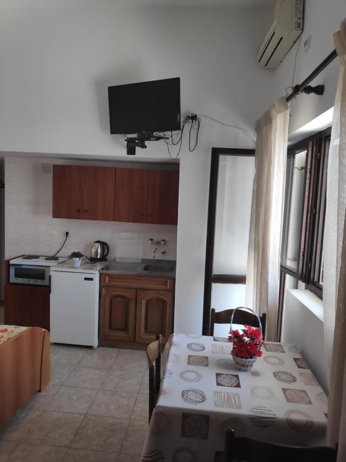 באר Apartmani Vitic מראה חיצוני תמונה