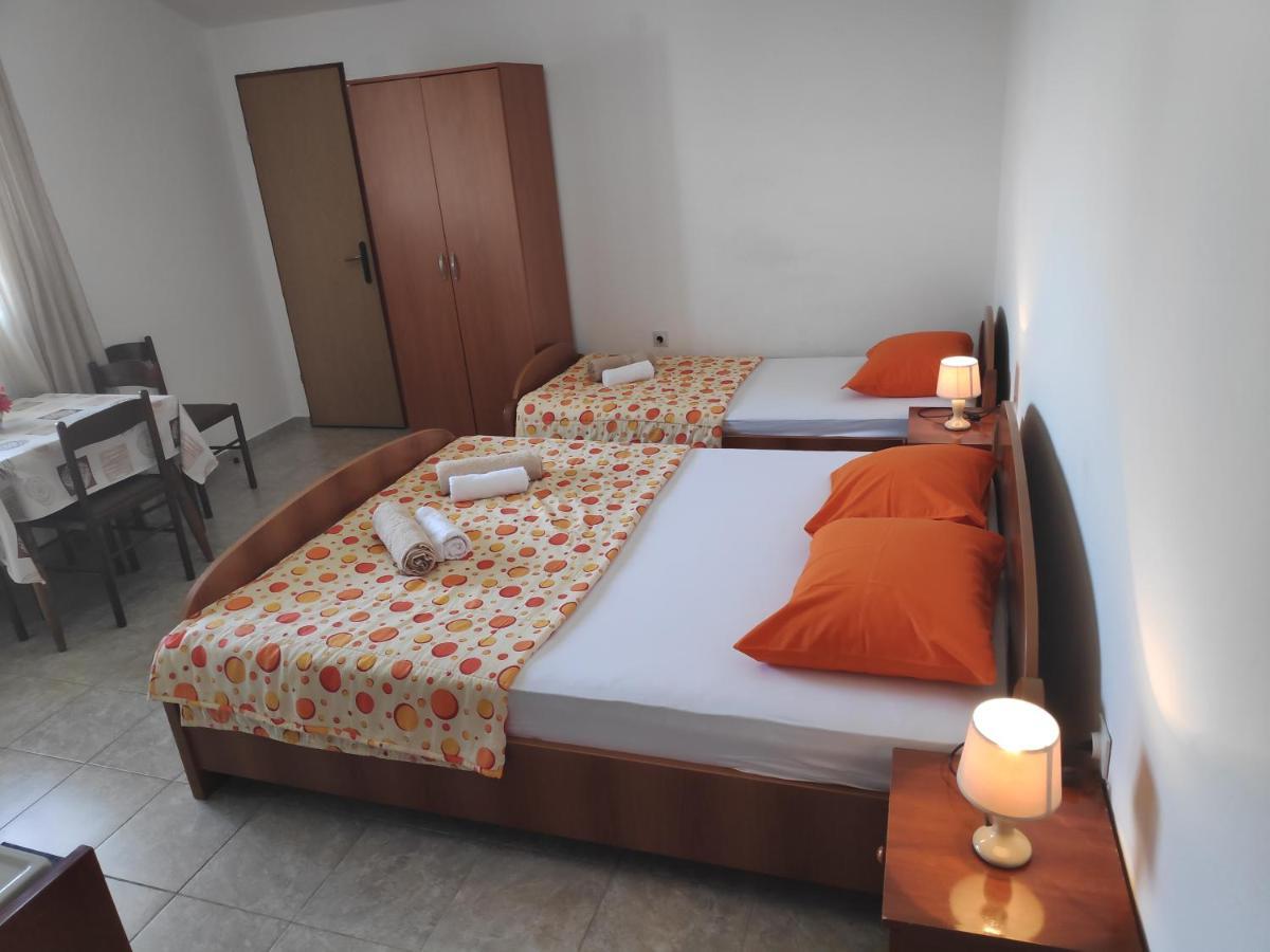 באר Apartmani Vitic מראה חיצוני תמונה