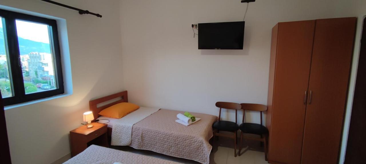 באר Apartmani Vitic מראה חיצוני תמונה