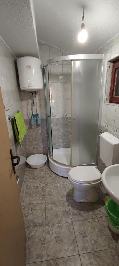באר Apartmani Vitic מראה חיצוני תמונה