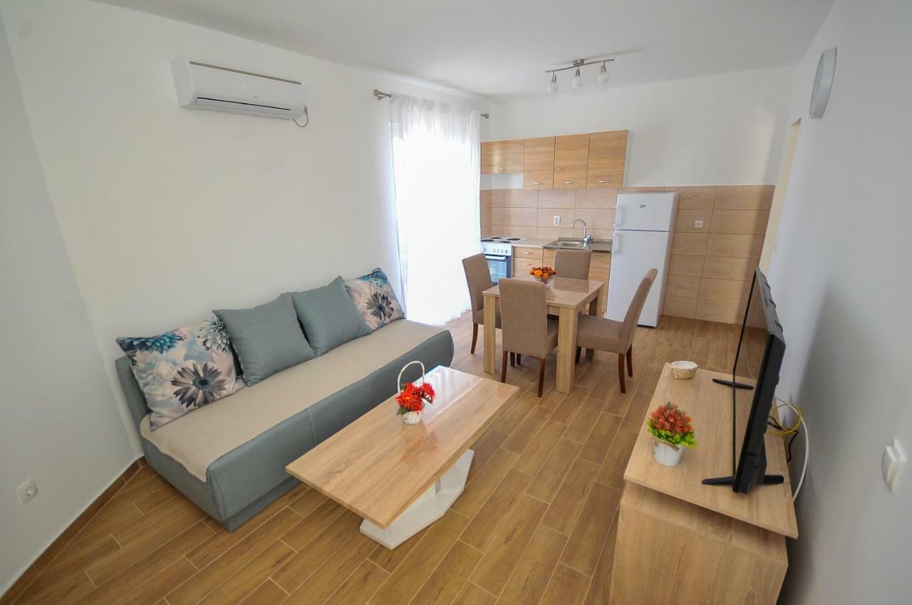 באר Apartmani Vitic מראה חיצוני תמונה