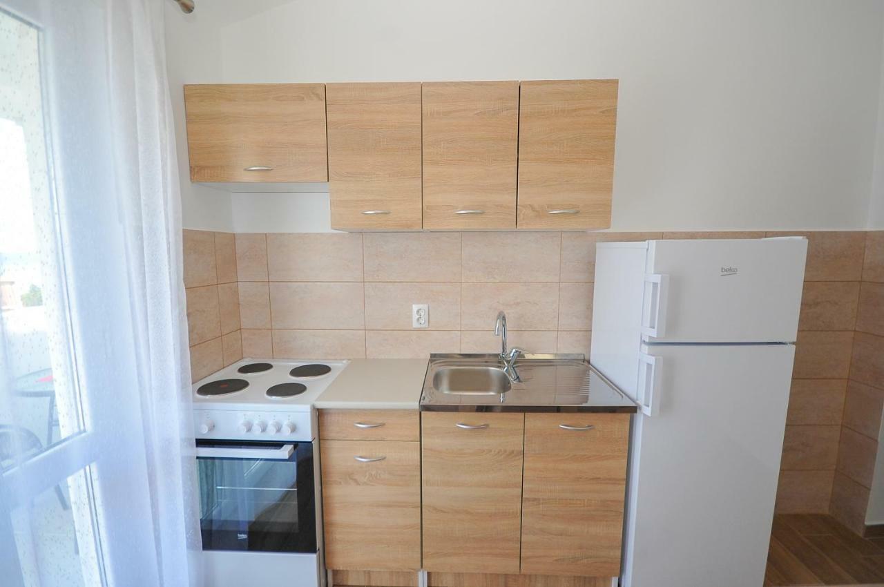באר Apartmani Vitic מראה חיצוני תמונה