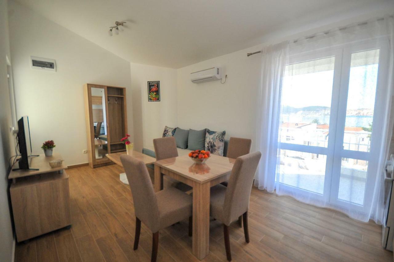 באר Apartmani Vitic מראה חיצוני תמונה